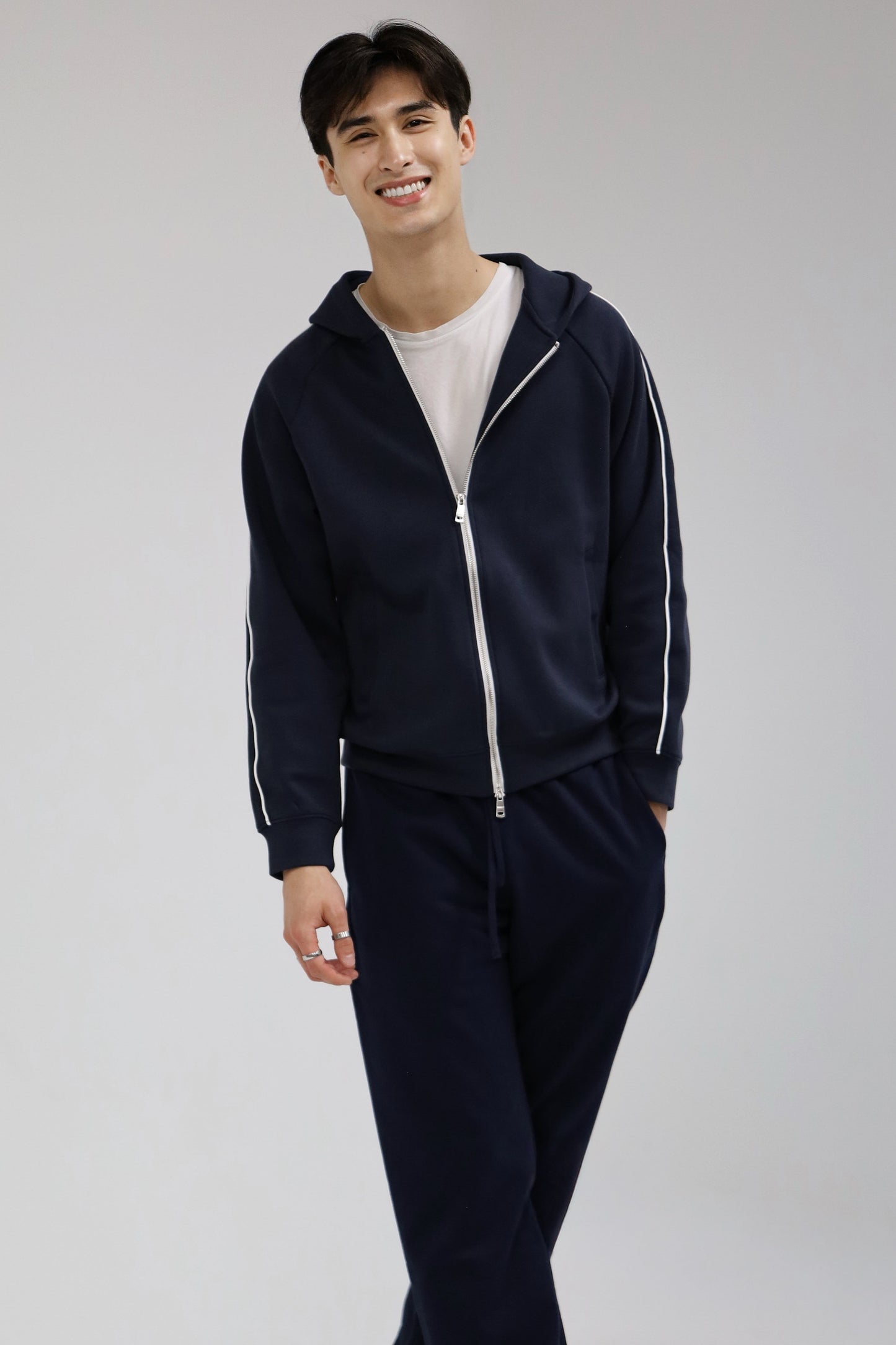 Unisex Heavyweight Raglan Sleeve Zip Hoodie