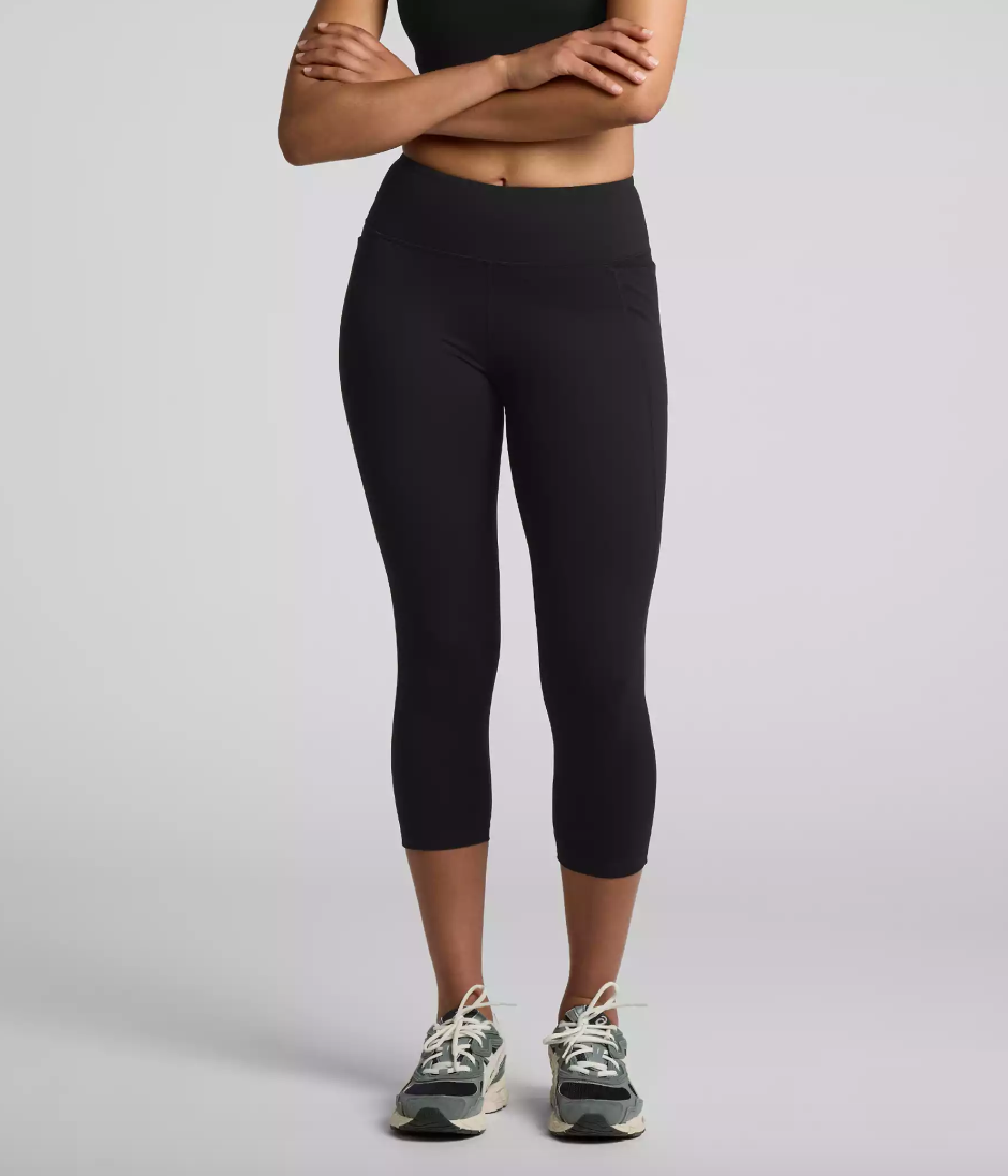 Premium Women’s Active Mid Leggings | Luxury Comfort, Slim Modern Fit, Seamless Strength.